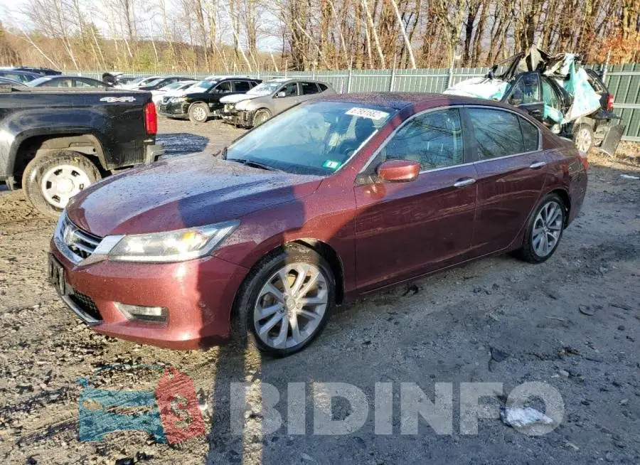 1HGCR2F5XEA136852 Photo# 1