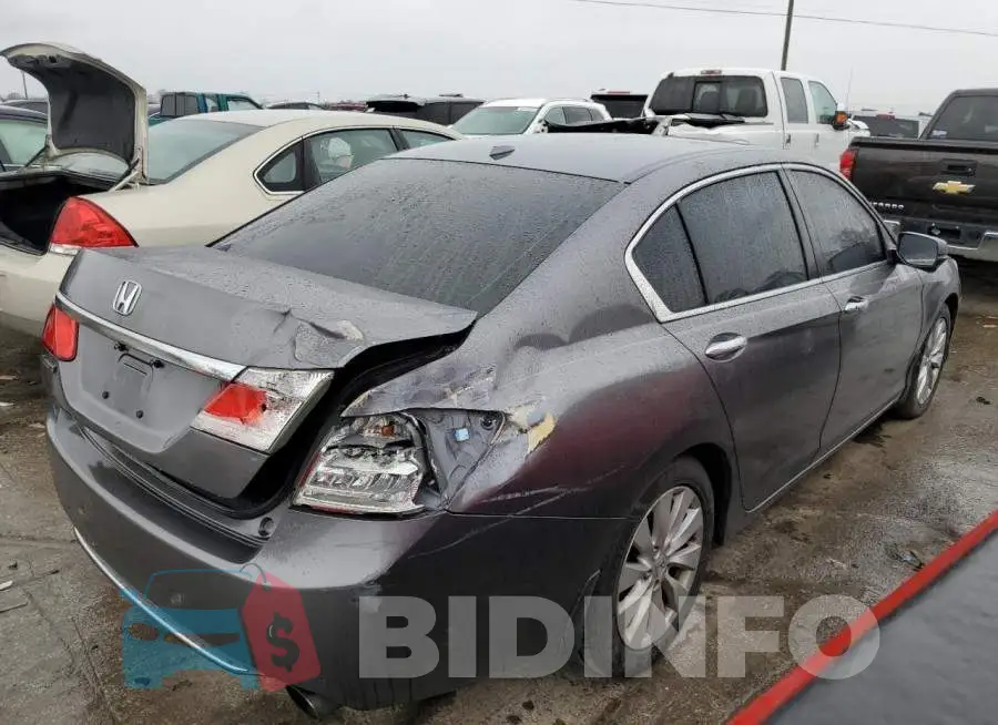 1HGCR2F83DA207334 Photo# 3