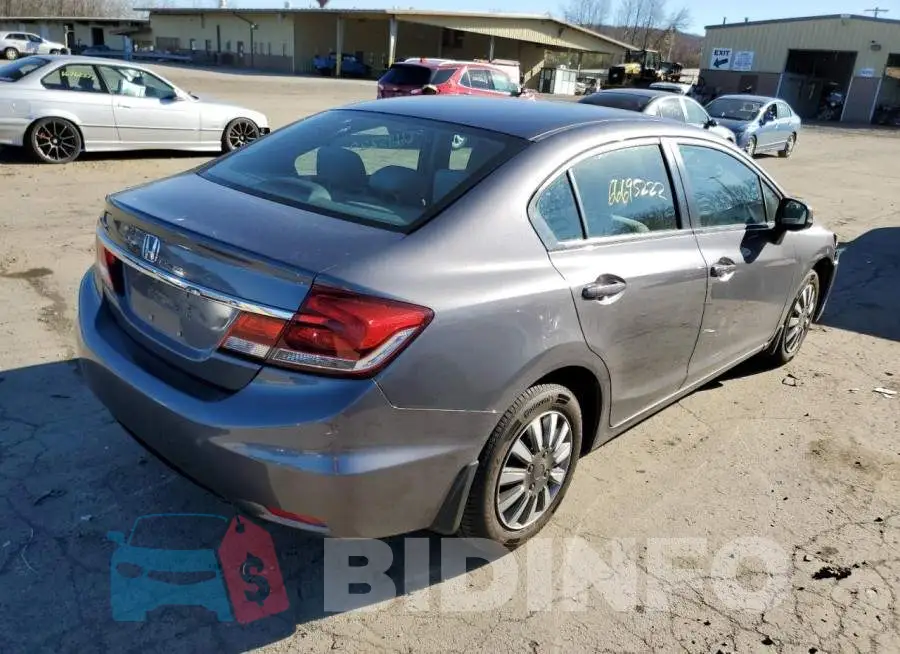 2HGFB2F57EH528268 Photo# 4