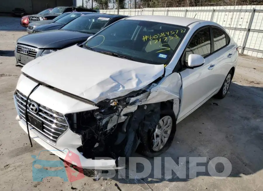 3KPC24A62NE171753 Photo# 2