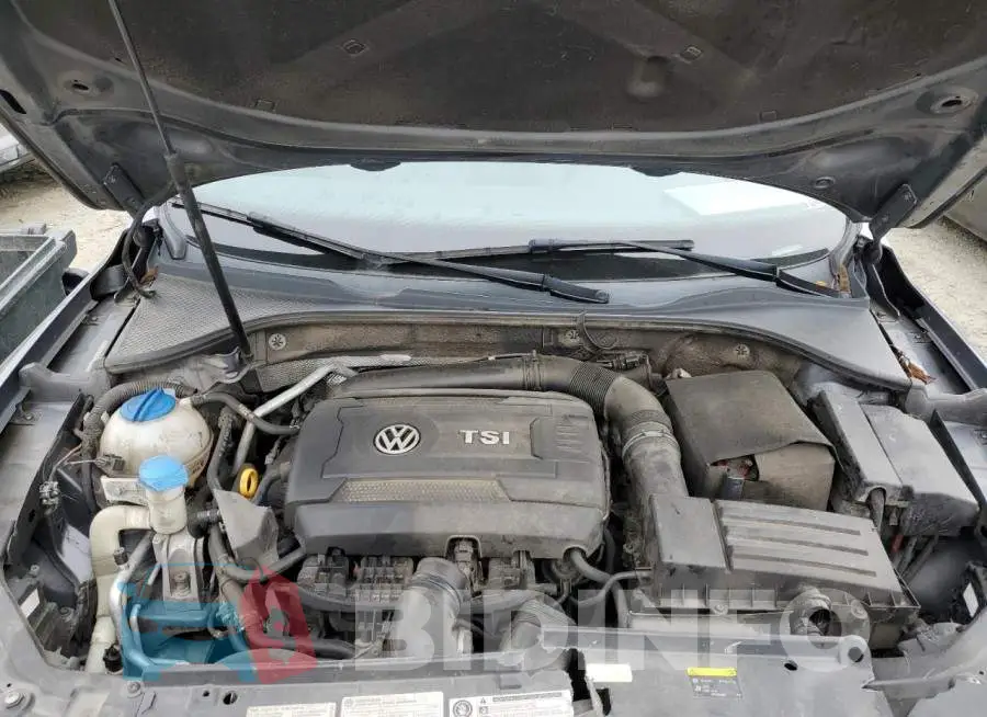 1VWBT7A33FC005375 Photo# 7