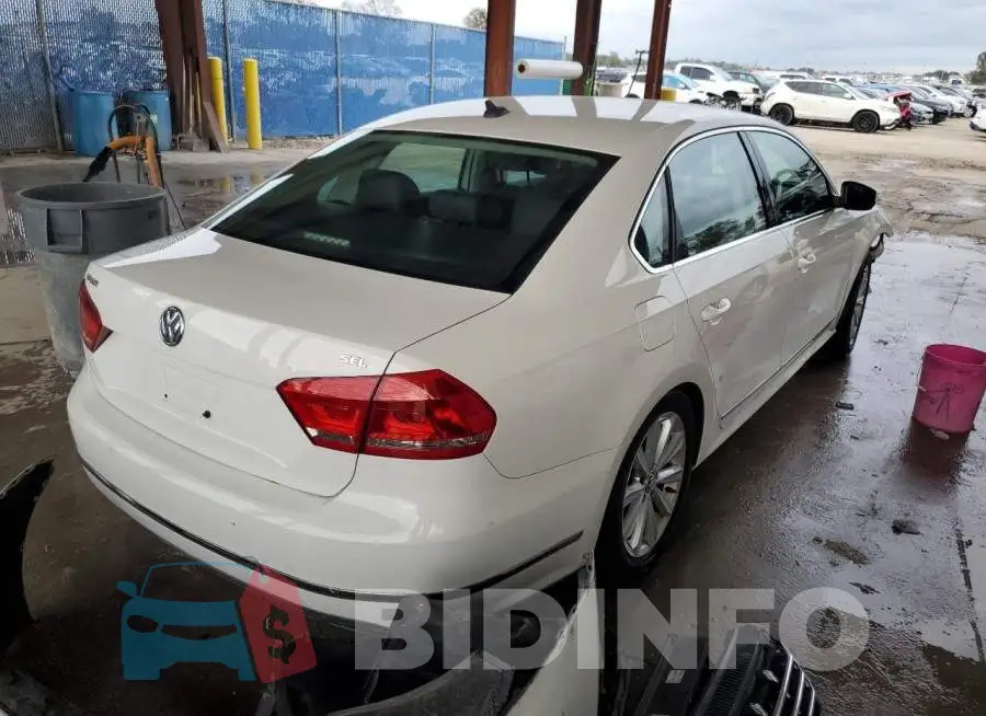 1VWCP7A3XDC017724 Photo# 3