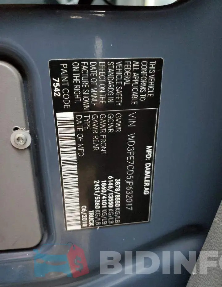WD3PE7CD5JP632017 Photo# 13