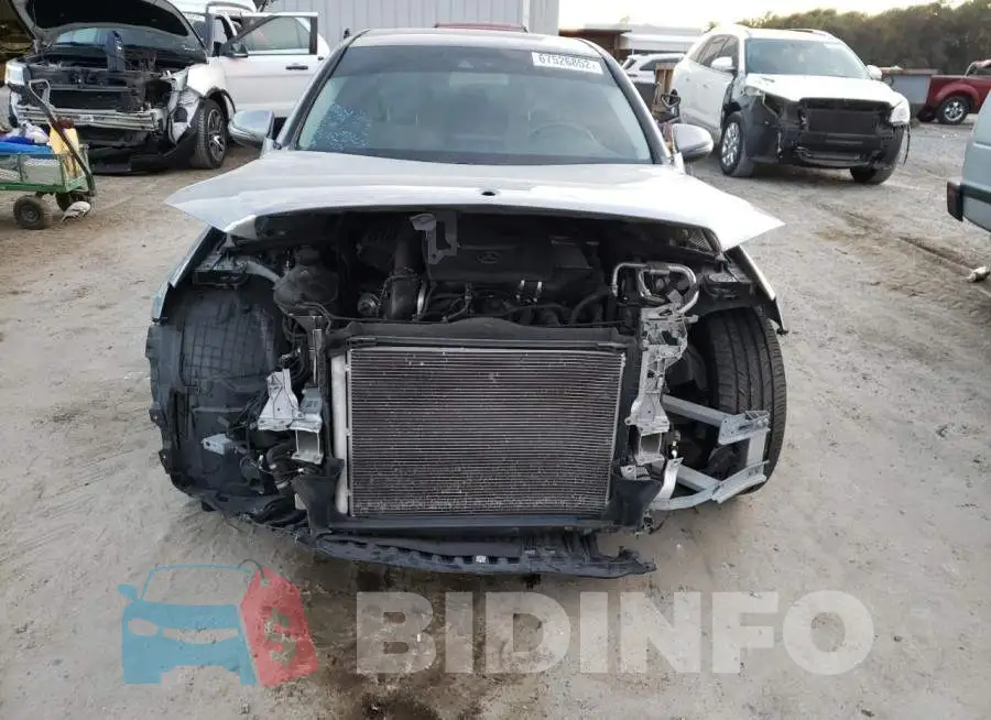 WDDWF4JBXGR156154 Photo# 5