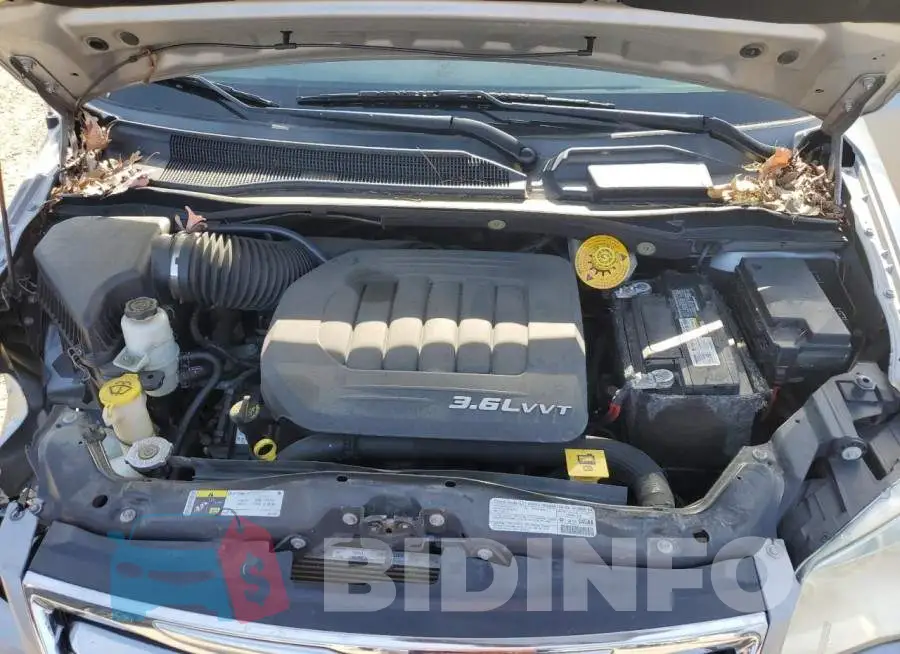 2C4RC1BGXDR802632 Photo# 12