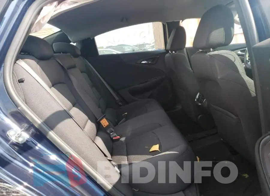 1G1ZD5ST2NF108620 Photo# 6