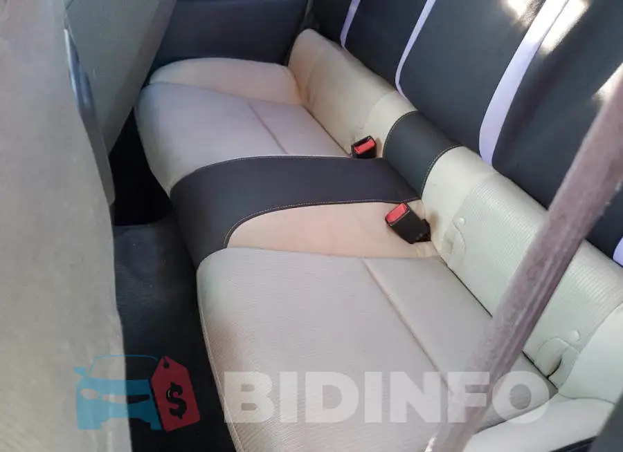 2G1FD1E33F9181724 Photo# 6