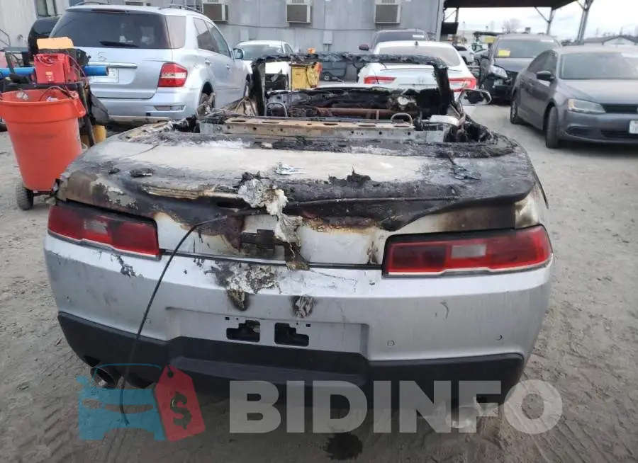 2G1FD3D38F9141913 Photo# 6