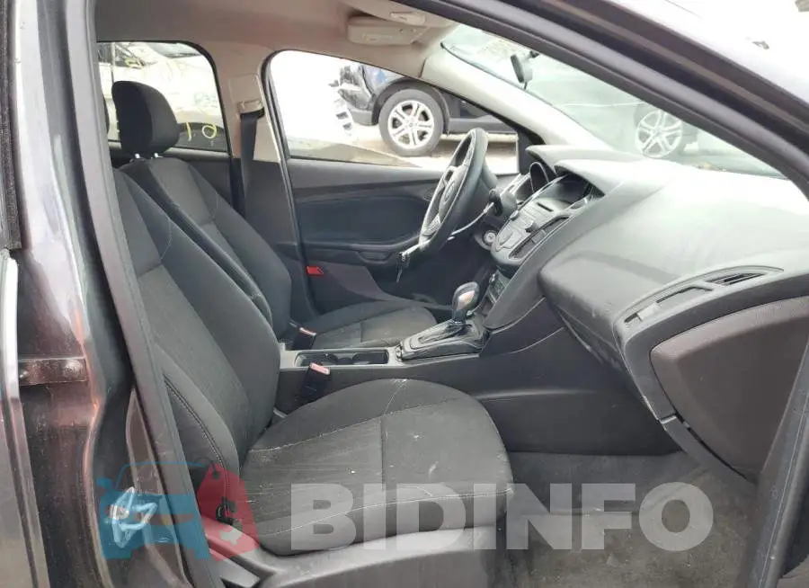 1FADP3E21GL382692 Photo# 5