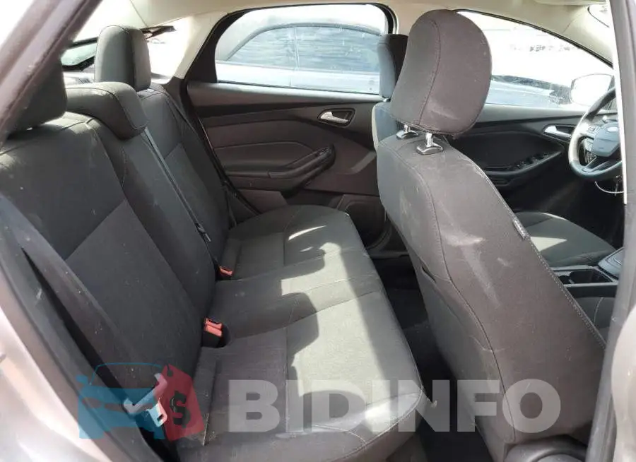 1FADP3F24HL288953 Photo# 6