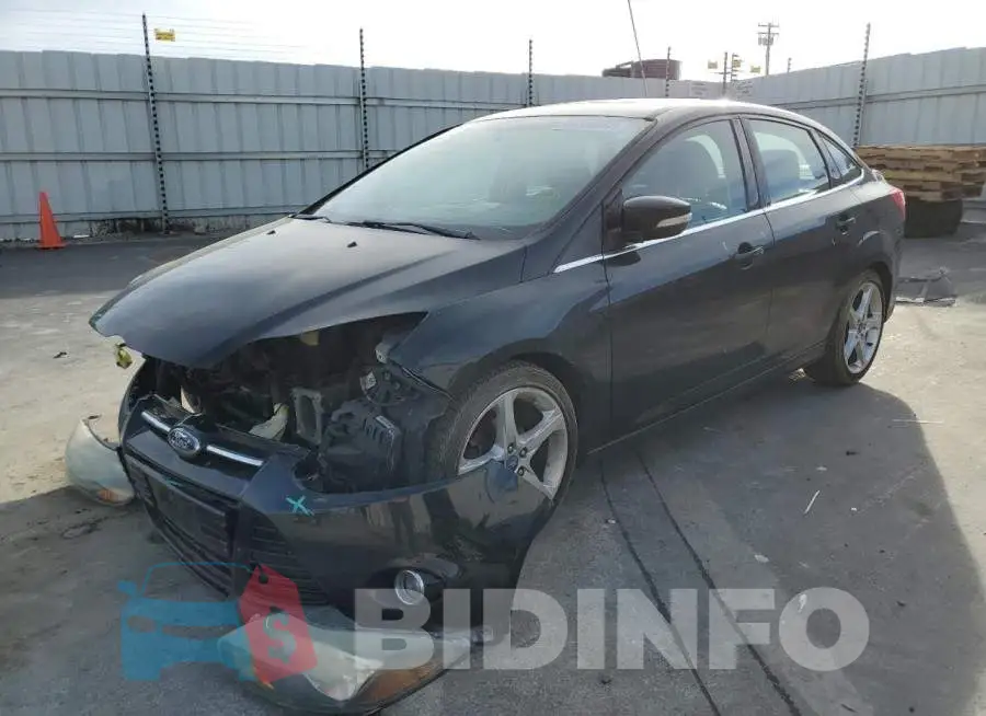 1FADP3J22DL275412 Photo# 2