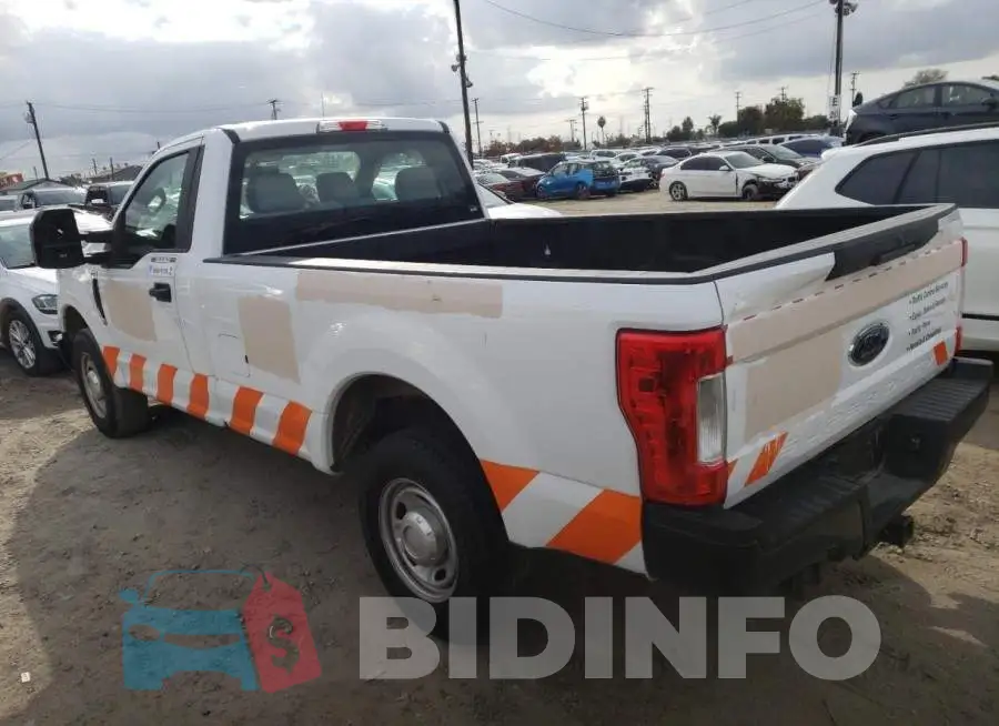 1FTBF2A64KEC45847 Photo# 2