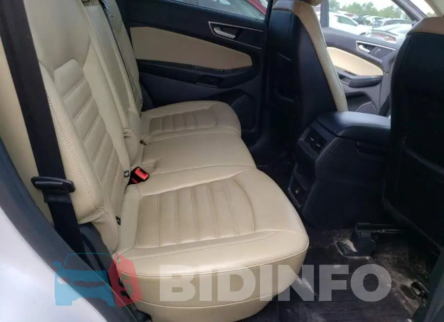 2FMPK4J80HBC12827 Photo# 10