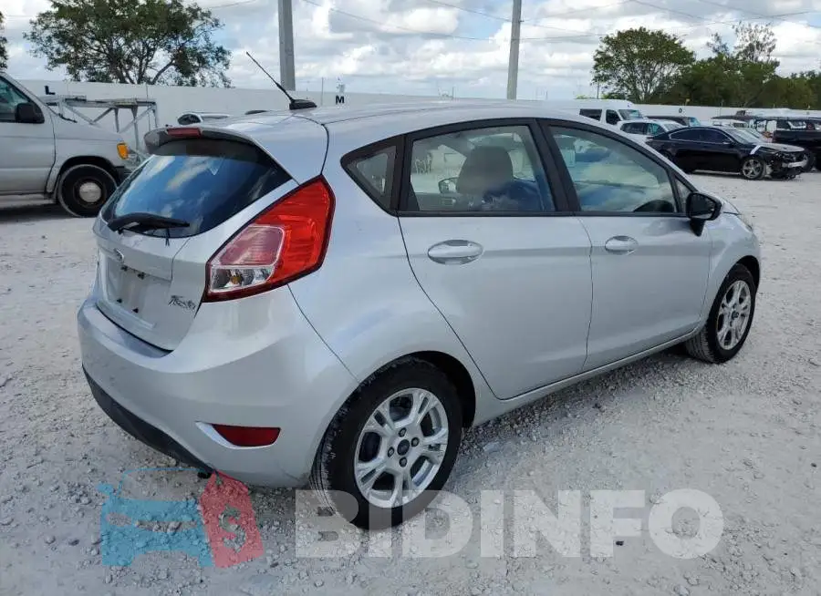 3FADP4EJ1FM213931 Photo# 3