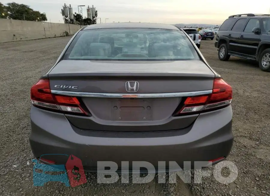 19XFB2F50FE276715 Photo# 6