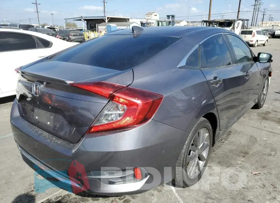 19XFC1F30KE210441 Photo# 4