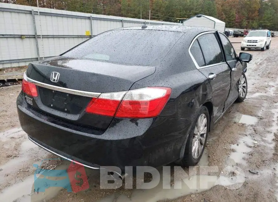 1HGCR2F80EA158708 Photo# 4