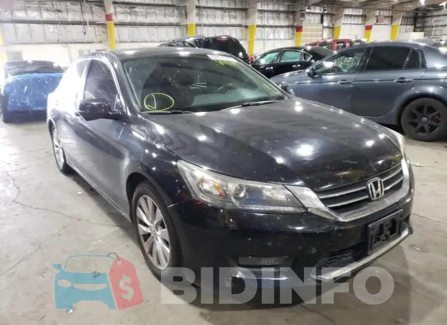 1HGCR2F85FA143767 Photo# 1