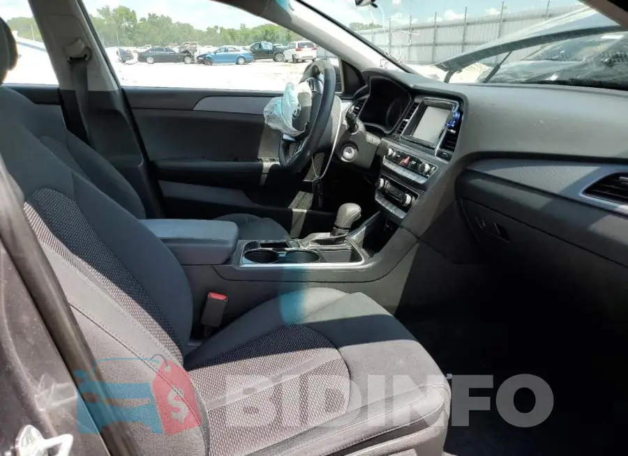 5NPE24AF6KH751555 Photo# 5