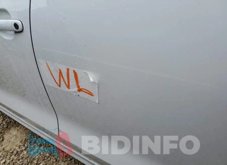 3VW2B7AJ4HM318552 Photo# 12