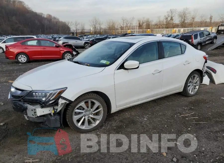 19UDE2F70JA005781 Photo# 1