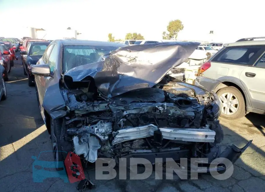 19UUB3F60KA002208 Photo# 1