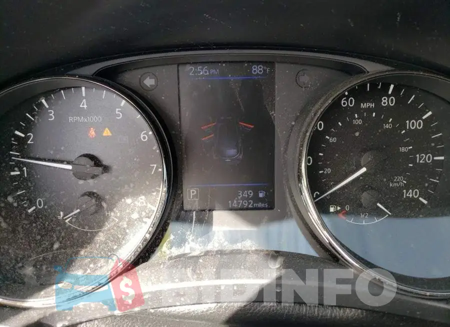 JN1BJ1CP2KW525875 Photo# 8