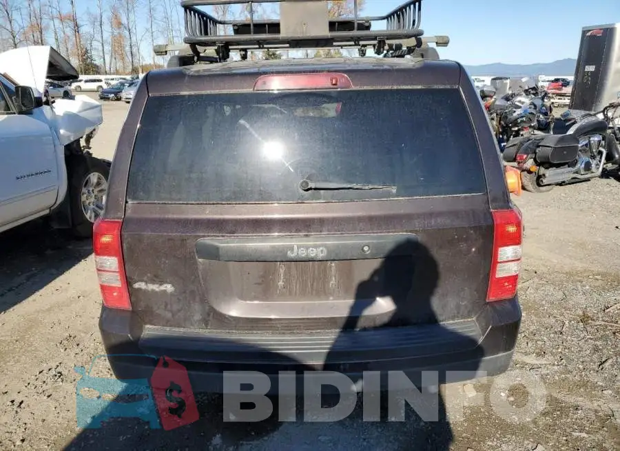1C4NJRBB6ED687880 Photo# 6