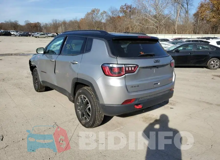3C4NJDDB2LT207759 Photo# 3