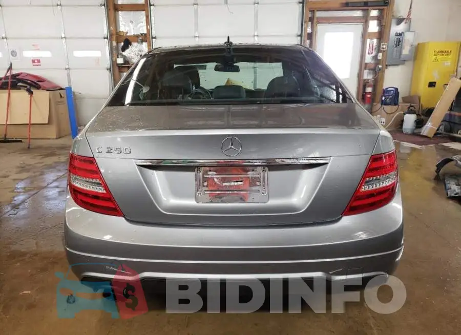 WDDGF4HB0DR289771 Photo# 6