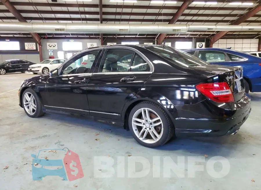 WDDGF8AB3DR256524 Photo# 2