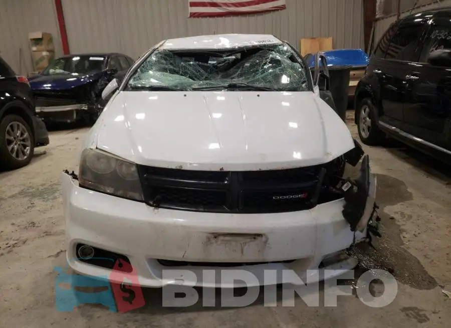1C3CDZCB4DN690917 Photo# 5