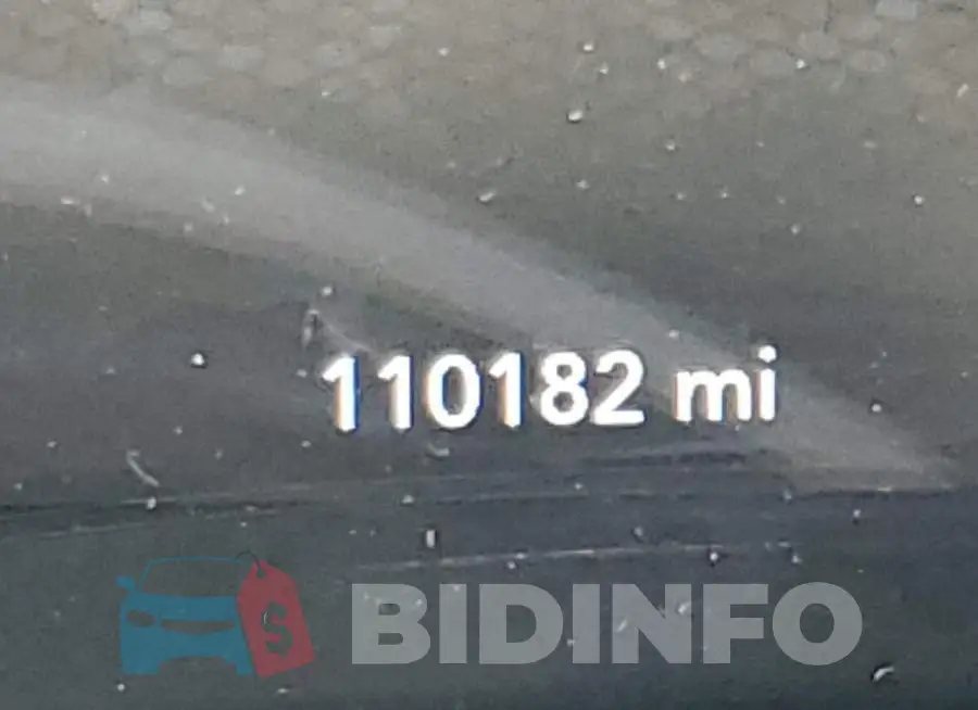2C3CDXHG7GH179742 Photo# 8