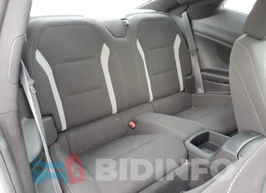 1G1FB1RS2J0103896 Photo# 6