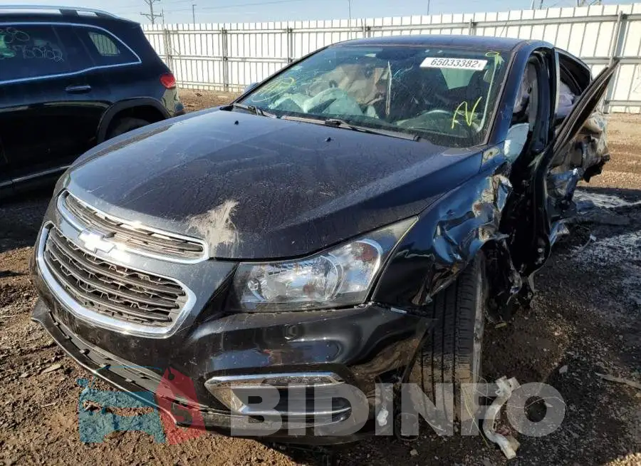 1G1PE5SBXF7148256 Photo# 2