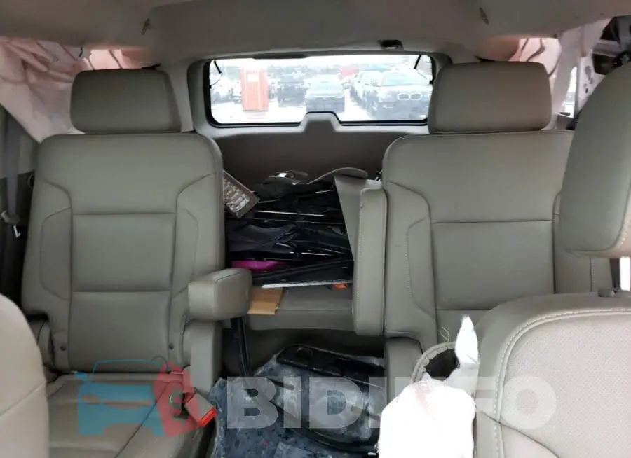 1GNSCCKC8KR257227 Photo# 10