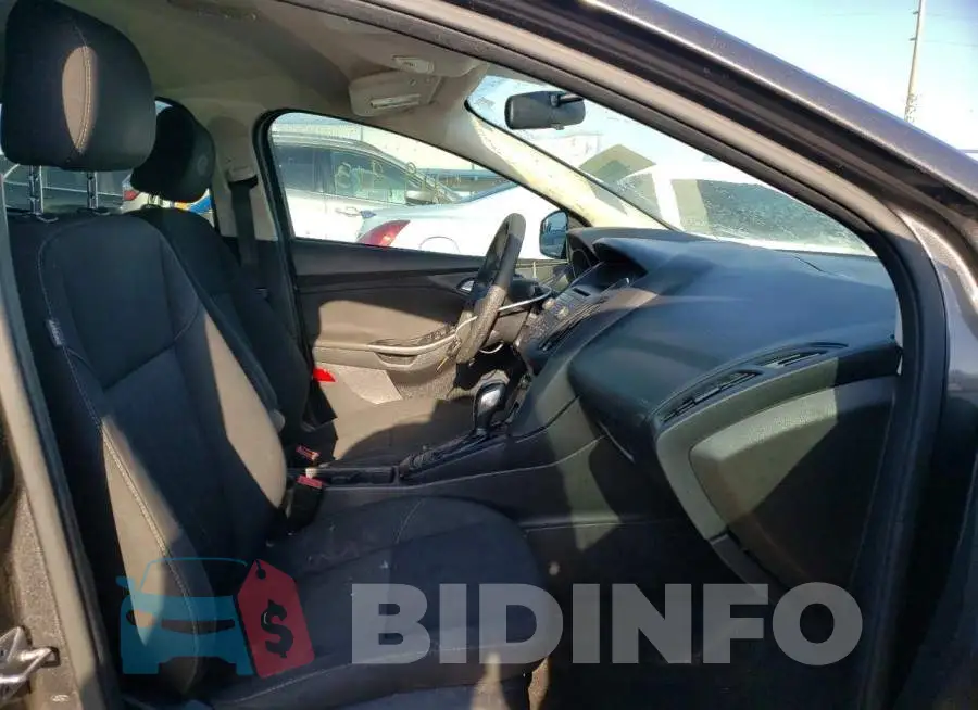 1FADP3F21GL328114 Photo# 5