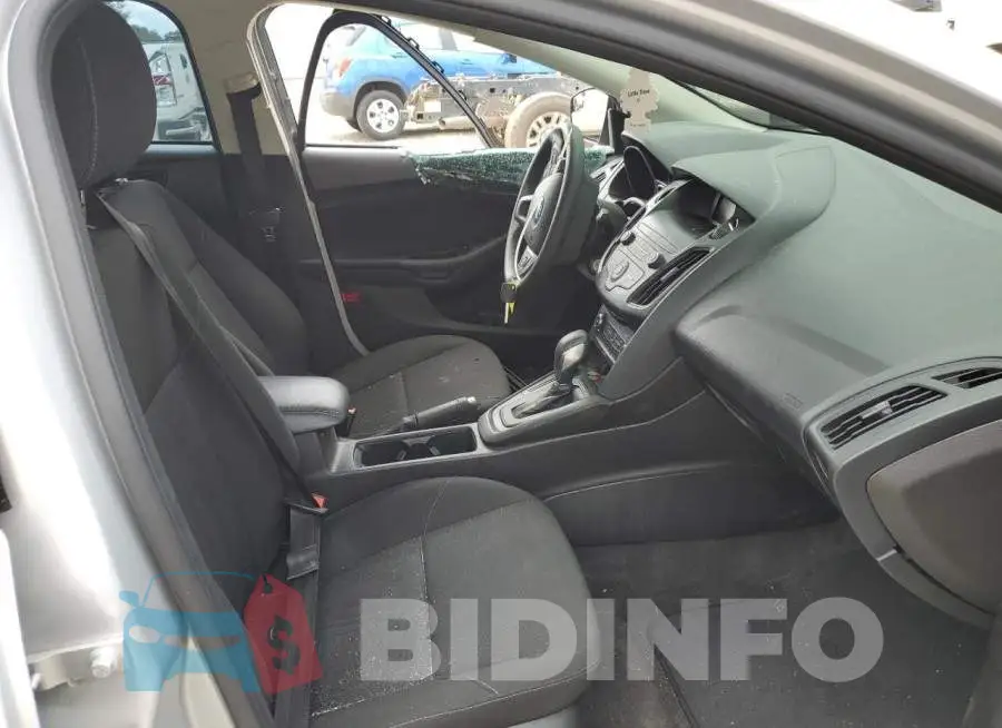 1FADP3F25JL231585 Photo# 5