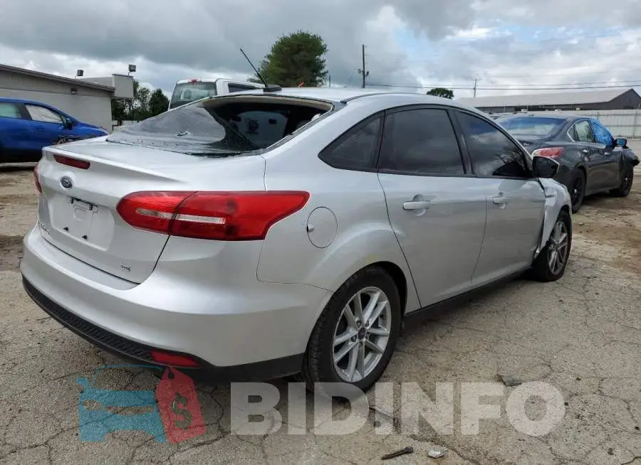 1FADP3F25JL231585 Photo# 4