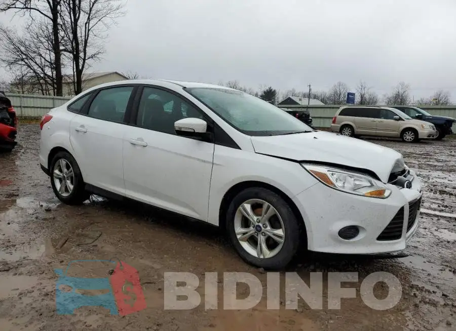 1FADP3F27EL402181 Photo# 4
