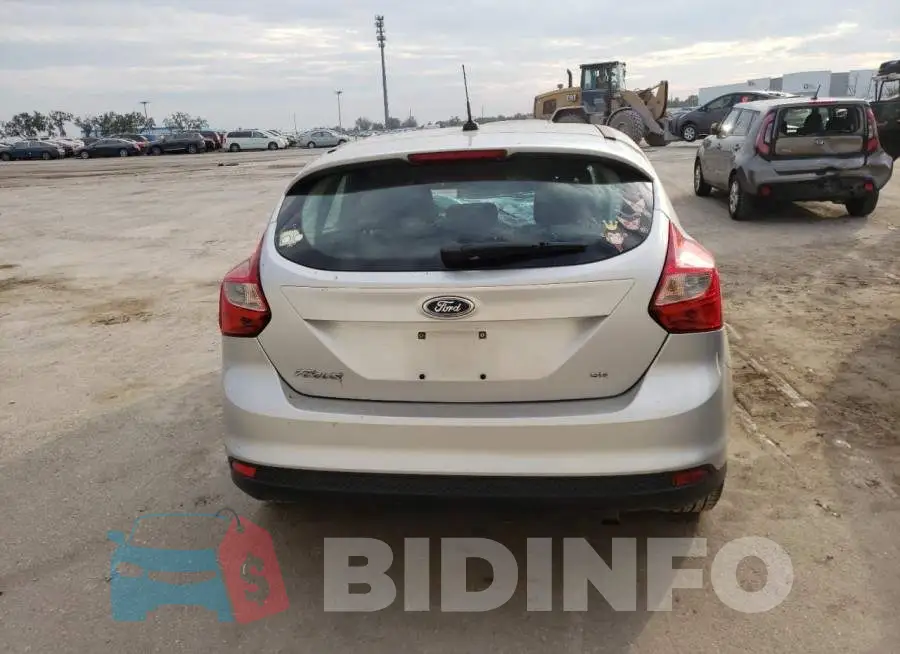 1FADP3K25EL386262 Photo# 6