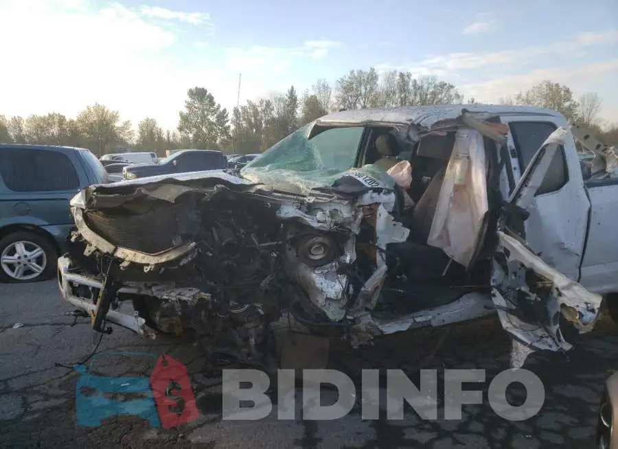 1FTFX1E52JKE15097 Photo# 9
