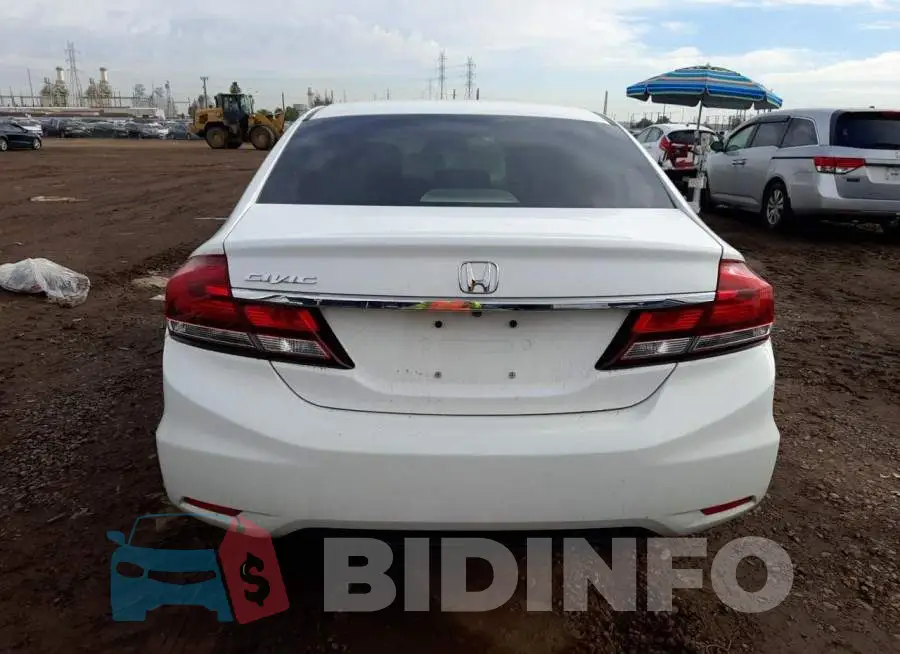 19XFB2F82DE040171 Photo# 6