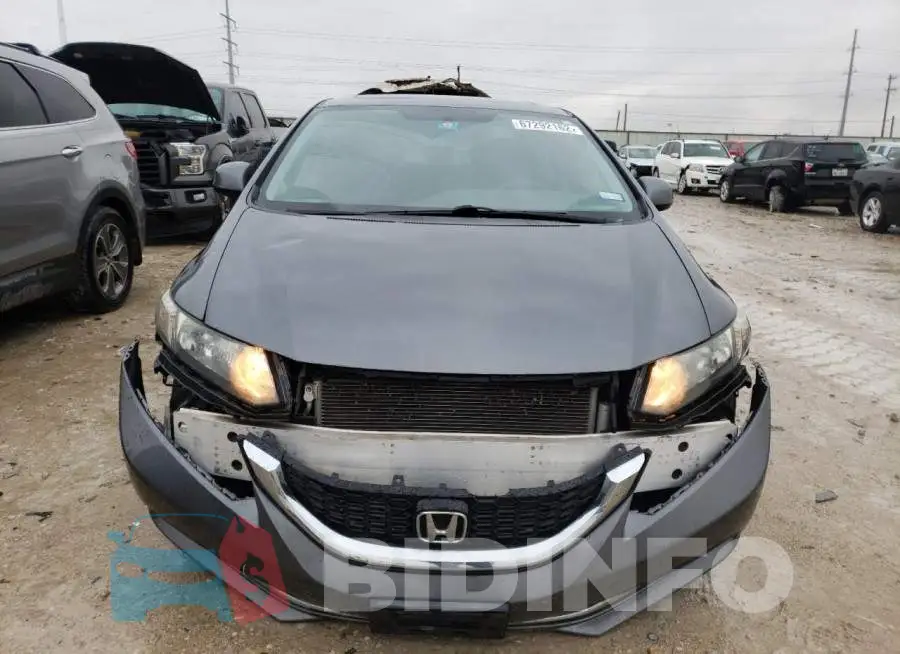 19XFB2F85DE020710 Photo# 5