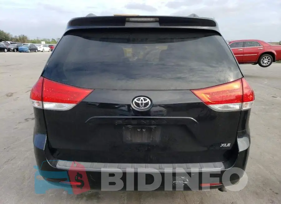 5TDYK3DC8DS375821 Photo# 6