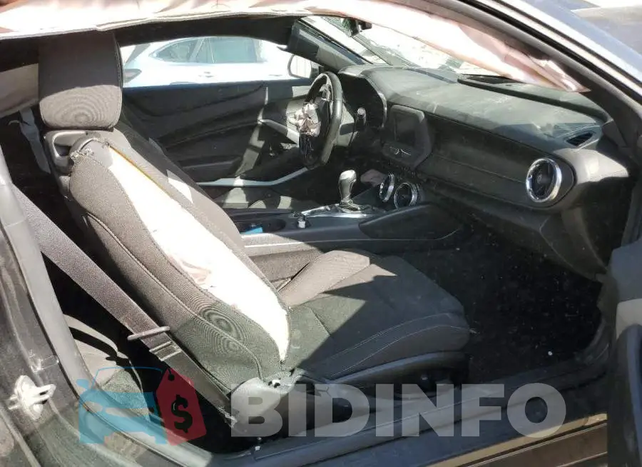 1G1FB1RS2J0190666 Photo# 5