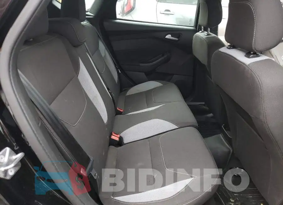 1FADP3L90JL281568 Photo# 10