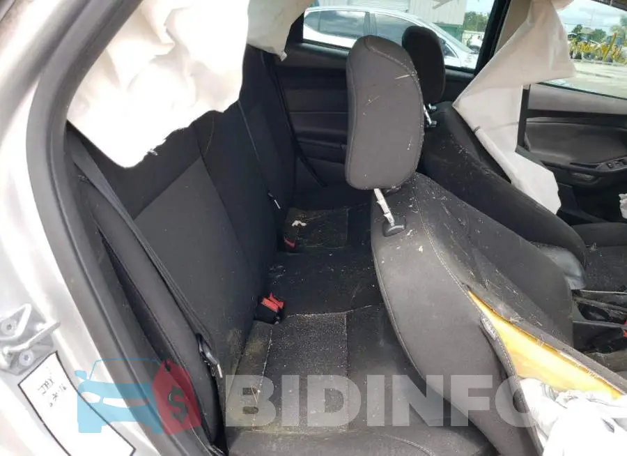 1FADP3F23GL290806 Photo# 6