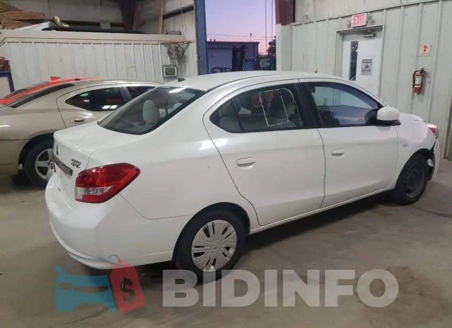 ML32F3FJ0HHF06777 Photo# 3
