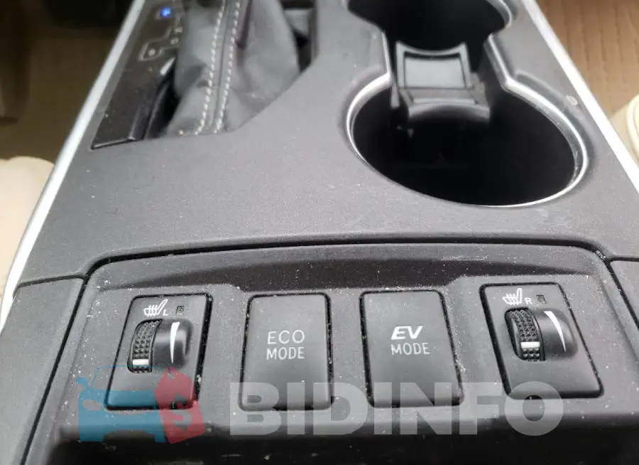 4T1BD1FK3HU217036 Photo# 9